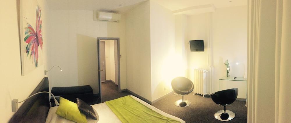 เลอ คาปิตอล Hotel ตูลูส ภายนอก รูปภาพ