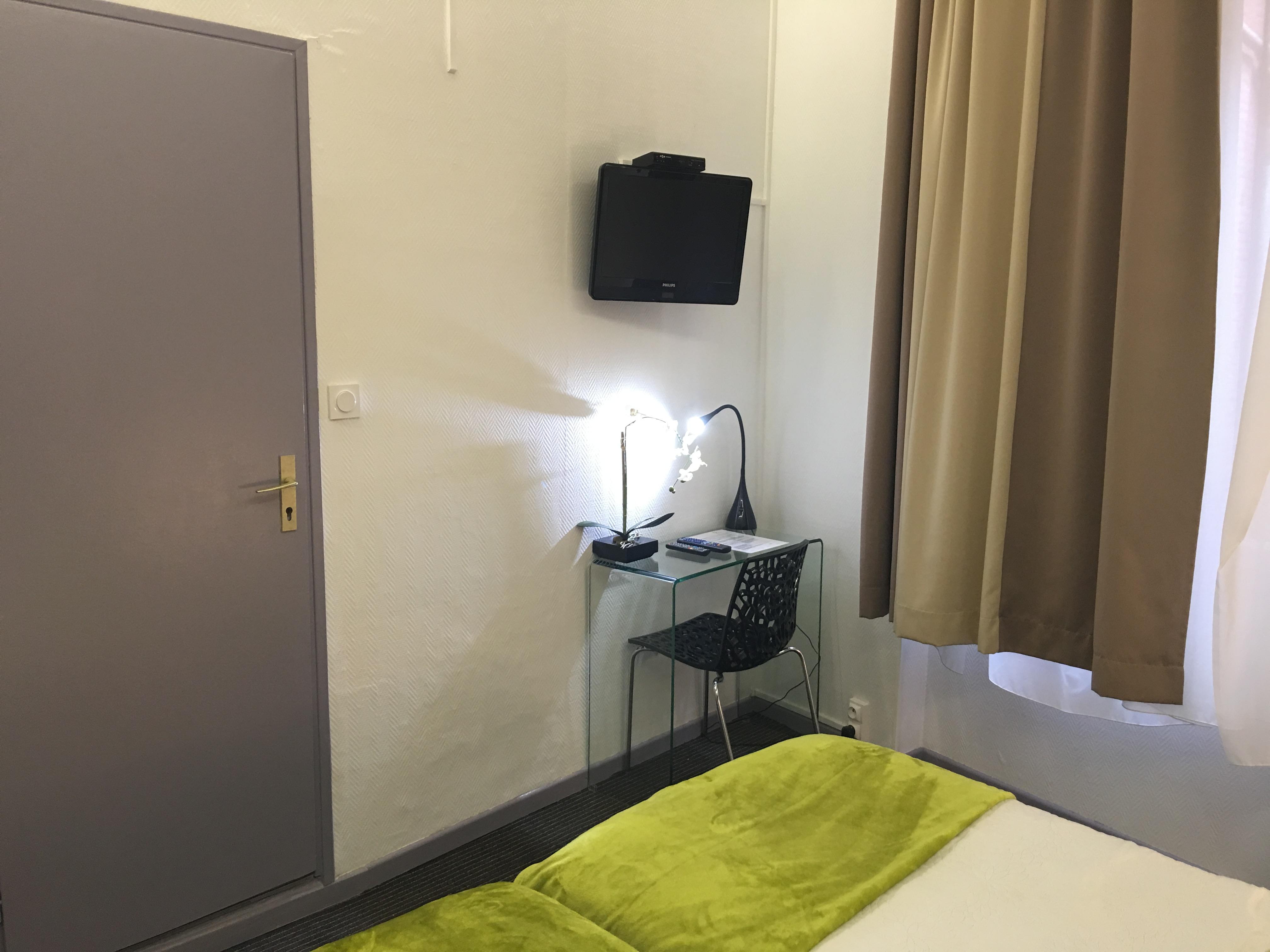 เลอ คาปิตอล Hotel ตูลูส ภายนอก รูปภาพ