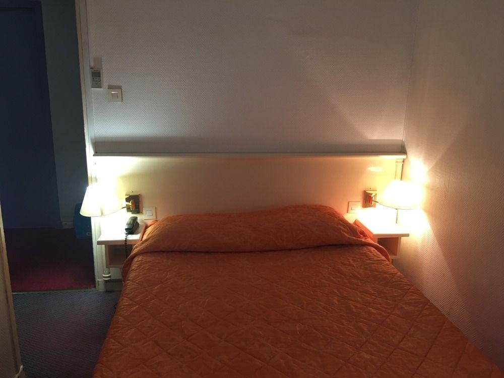 เลอ คาปิตอล Hotel ตูลูส ภายนอก รูปภาพ